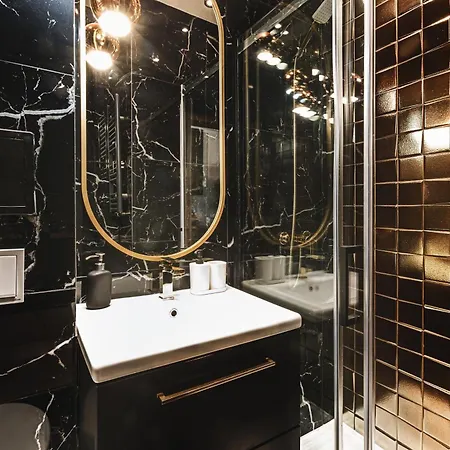 Muzyczna Oaza Przy Rynku شقة فروتسواف